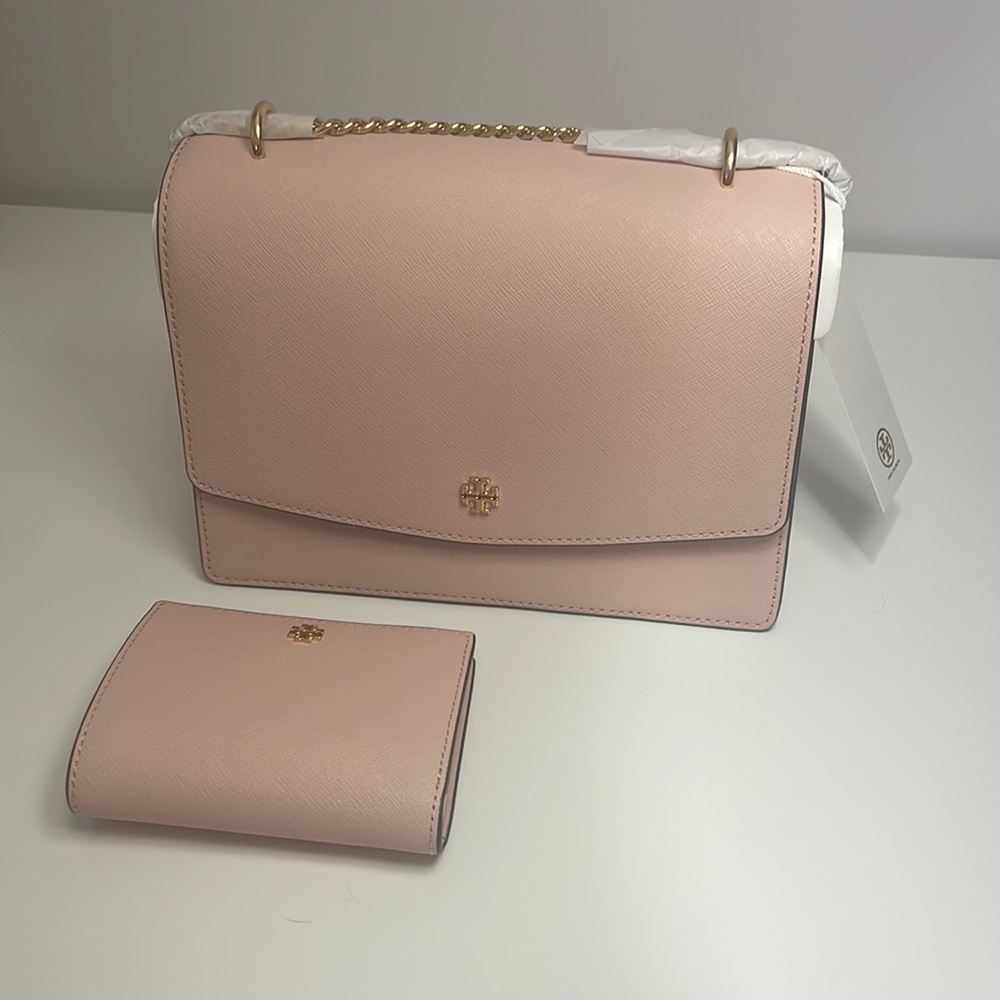 Tory Burch Emerson Flap Adjustable Shoulder bag - Picture 1 of 6